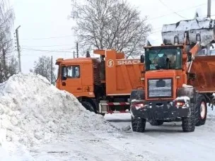 Обслуживающие организации округа прикладывают максимум усилий для устранения последствий сильных снегопадов